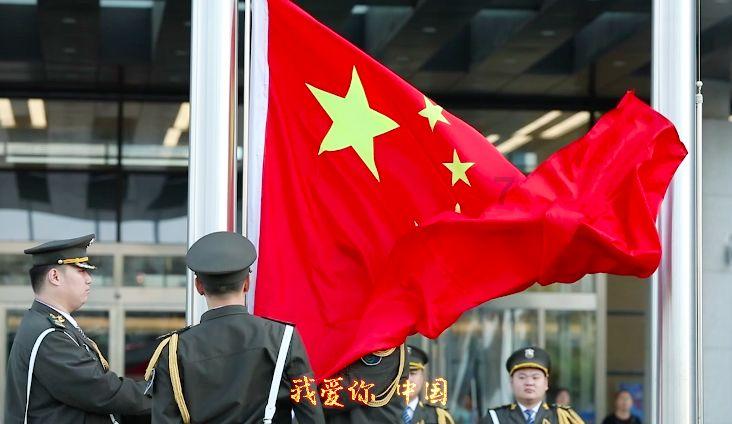 如何根据自己的身材挑选到合适的衣服？