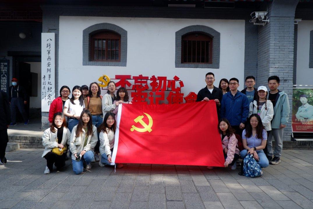 有哪些适合职业装比较多的熨烫机推荐？游戏画面